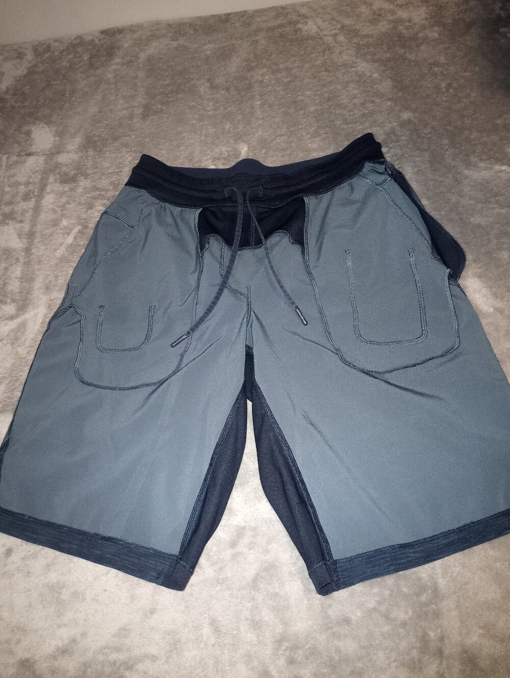 lululemon athletica Men's Performance Shorts in Dark Navy Heather Size Medium - Picture 14 of 14